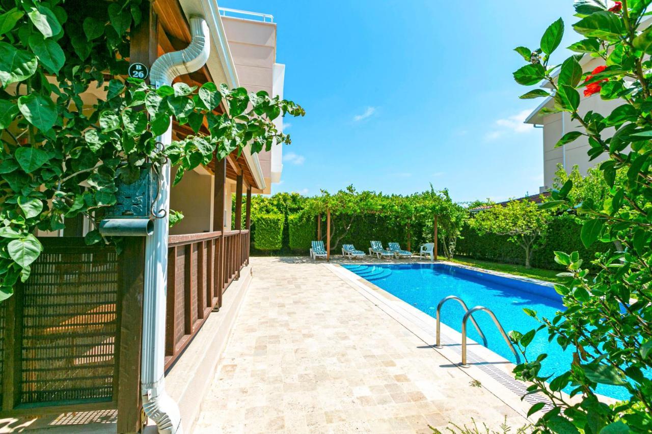 Paradise Town Villa Royal ベレキ エクステリア 写真